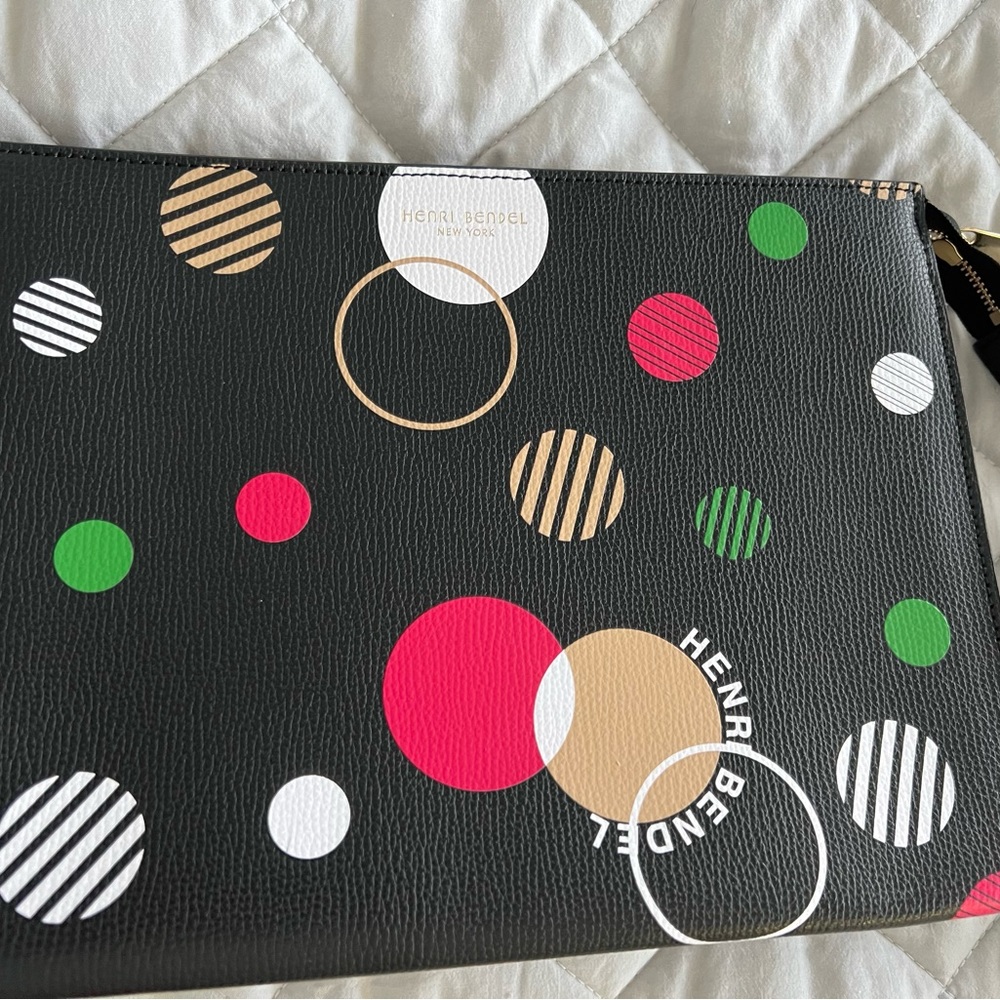 Fun Clutch - image 1